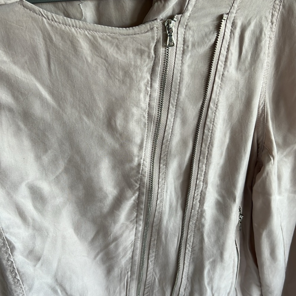 Jacket - Picture 4 of 7